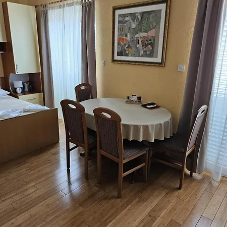 Appartement Mirjana Makarska