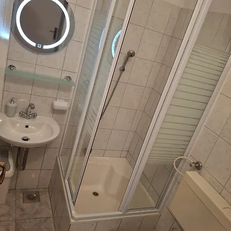 Mirjana * Макарська