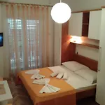 Apartment Mirjana