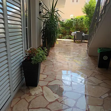 Apartman Mirjana *