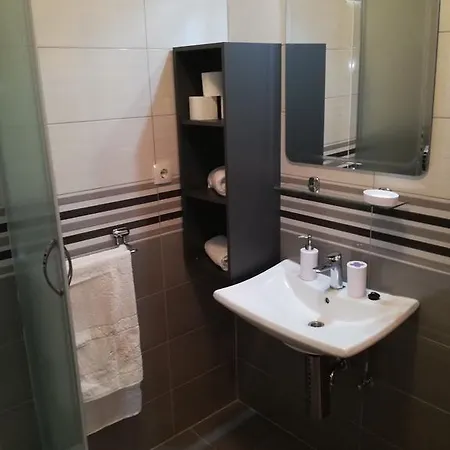Mirjana Apartament *