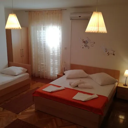 Mirjana Apartament *
